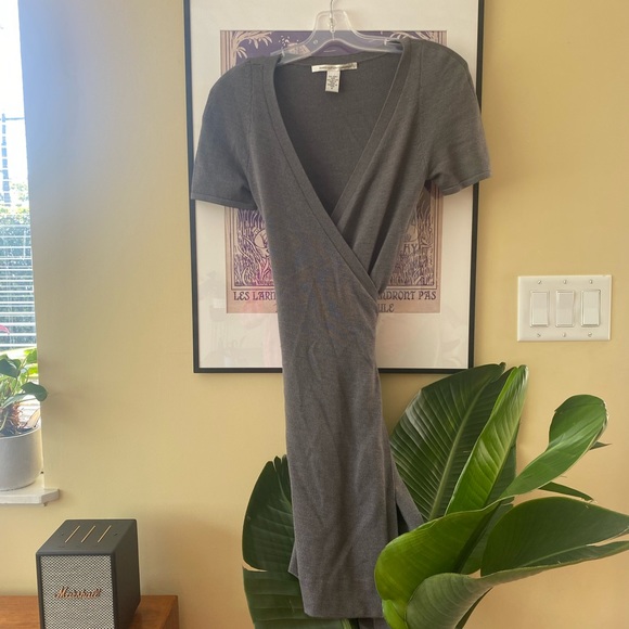 Diane Von Furstenberg Julian Wrap Dress - Picture 4 of 6